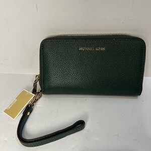 Michael Kors Money Pieces Travel Continental Crossgrain Leather Wallet/Wristlet